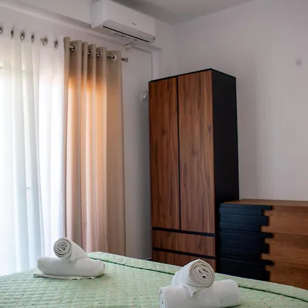 公寓 Mili's Sarandë